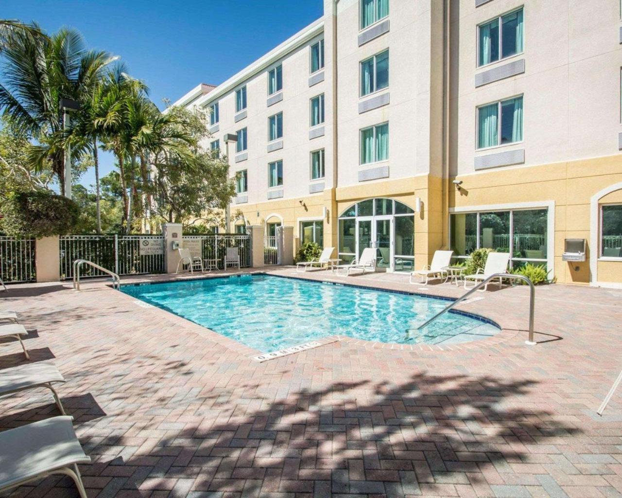 Comfort Inn & Suites Jupiter I-95 Zewnętrze zdjęcie